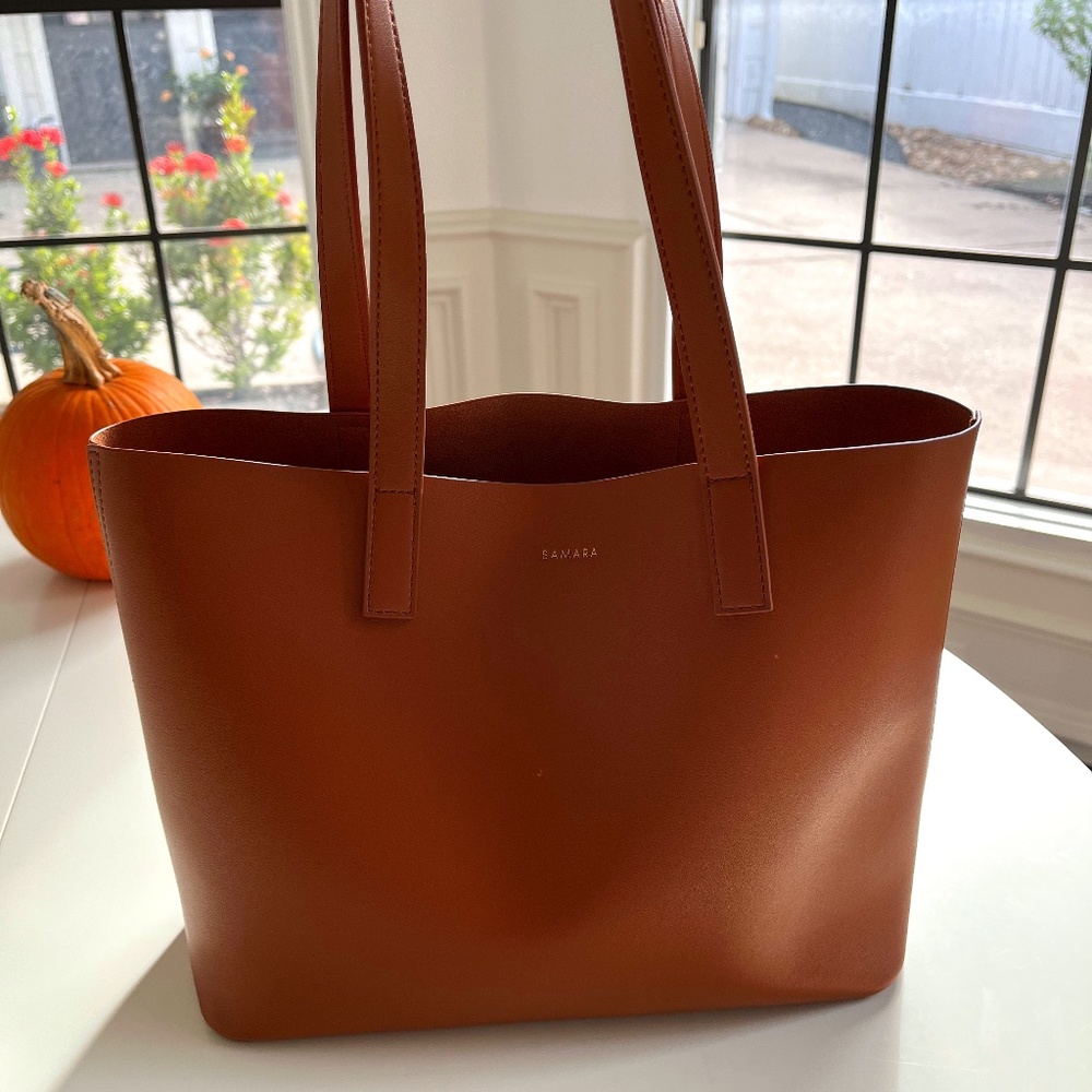 Classic Tan Women's Tote